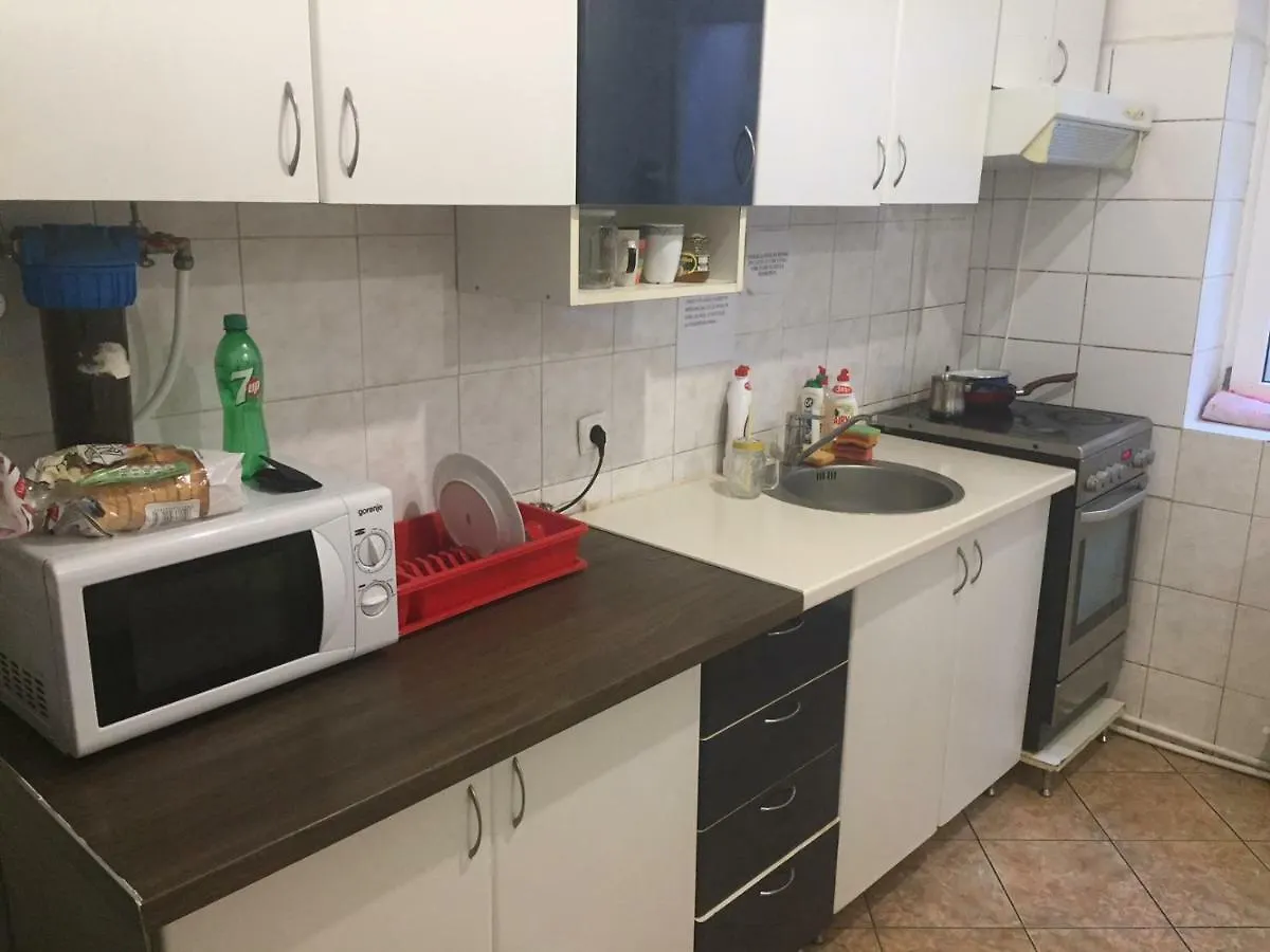 Emerald Hotel Bucharest Homestay