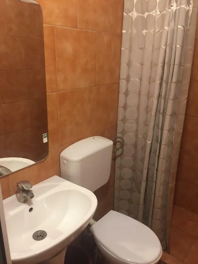 Emerald Hotel Bucharest Homestay
